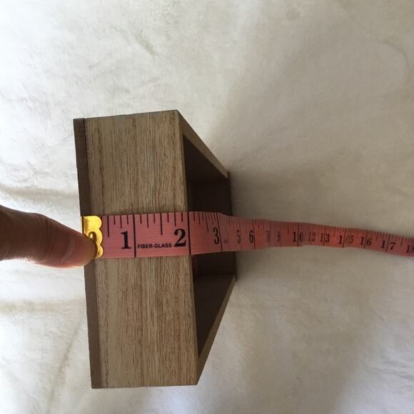 Rae Dunn White "HAPPY SPRING" Wooden Wall Sign - Picture 11 of 12